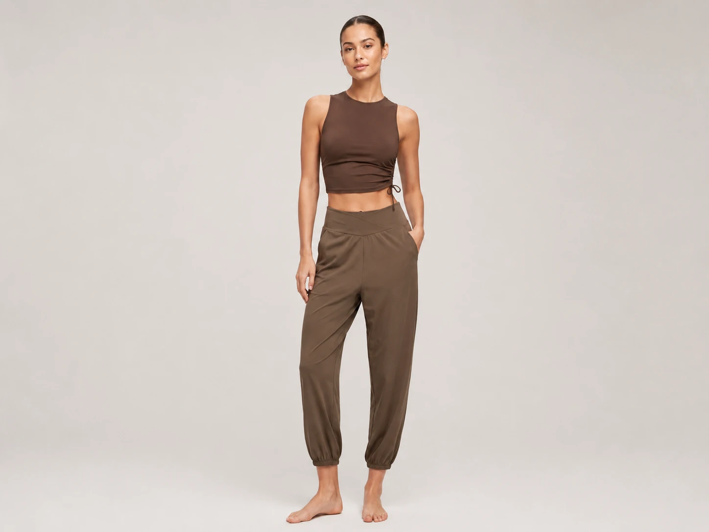 Original studio shot before cutout
